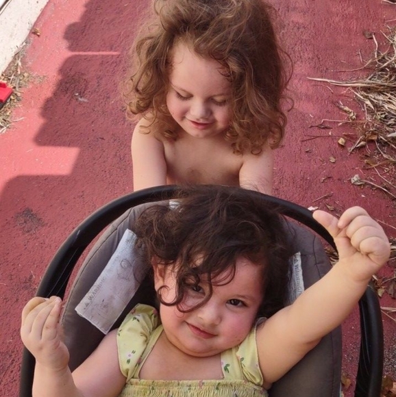 Meet your Posher, Heather - Picture 7 of 9